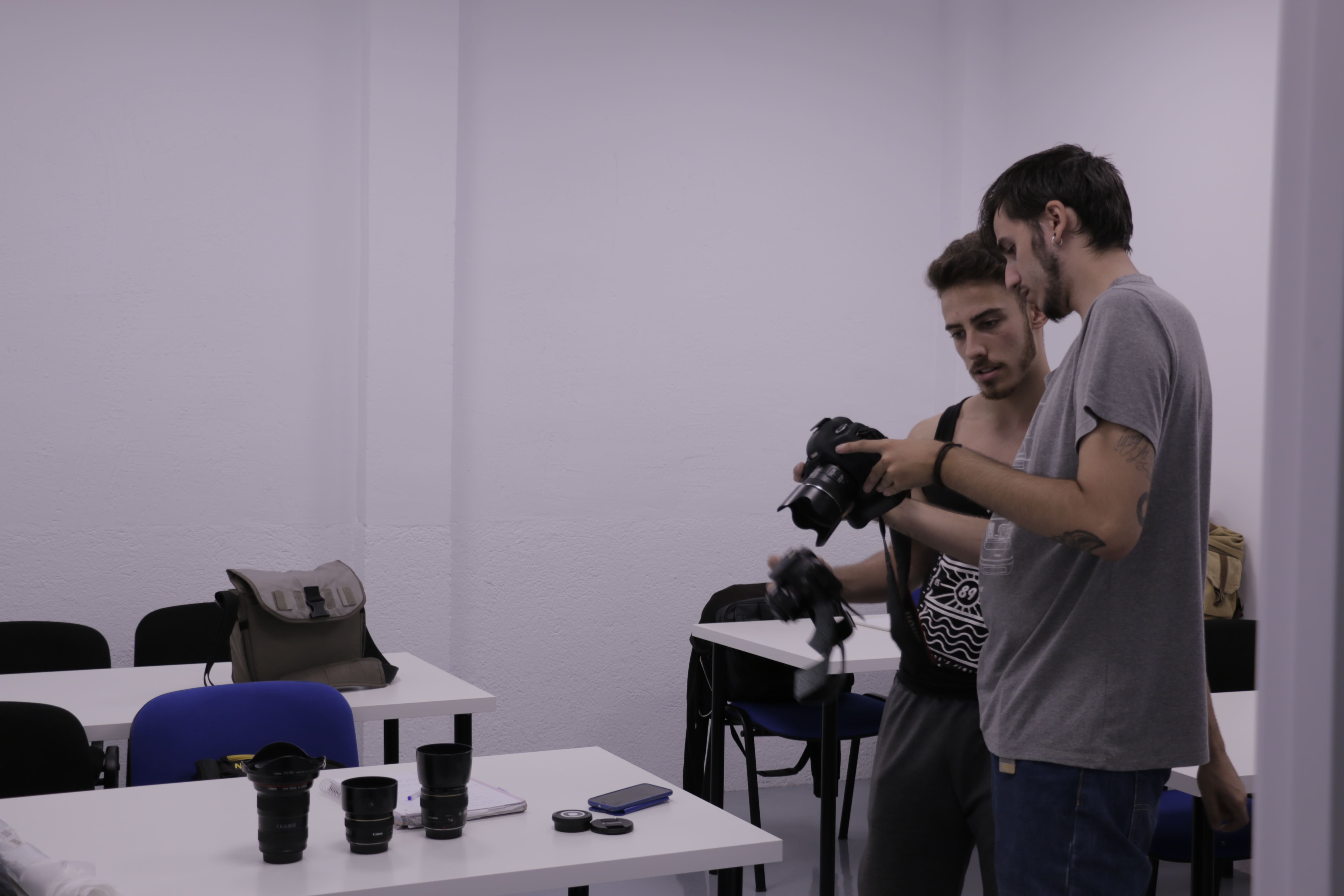 Aula 002 - imagen 3
